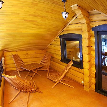 Usadba Kurkulya Hotel Mahiljow Buitenkant foto