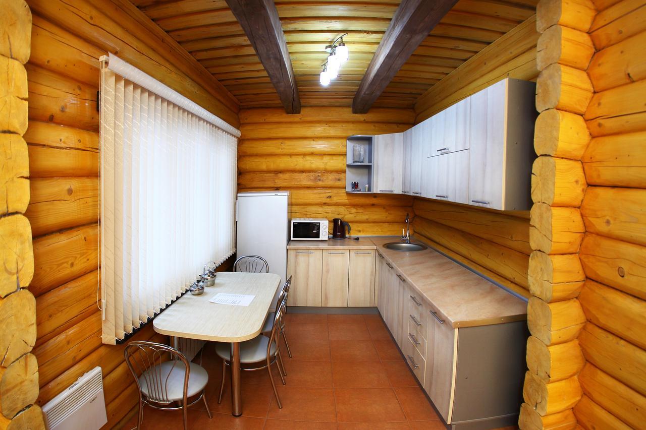 Usadba Kurkulya Hotel Mahiljow Buitenkant foto