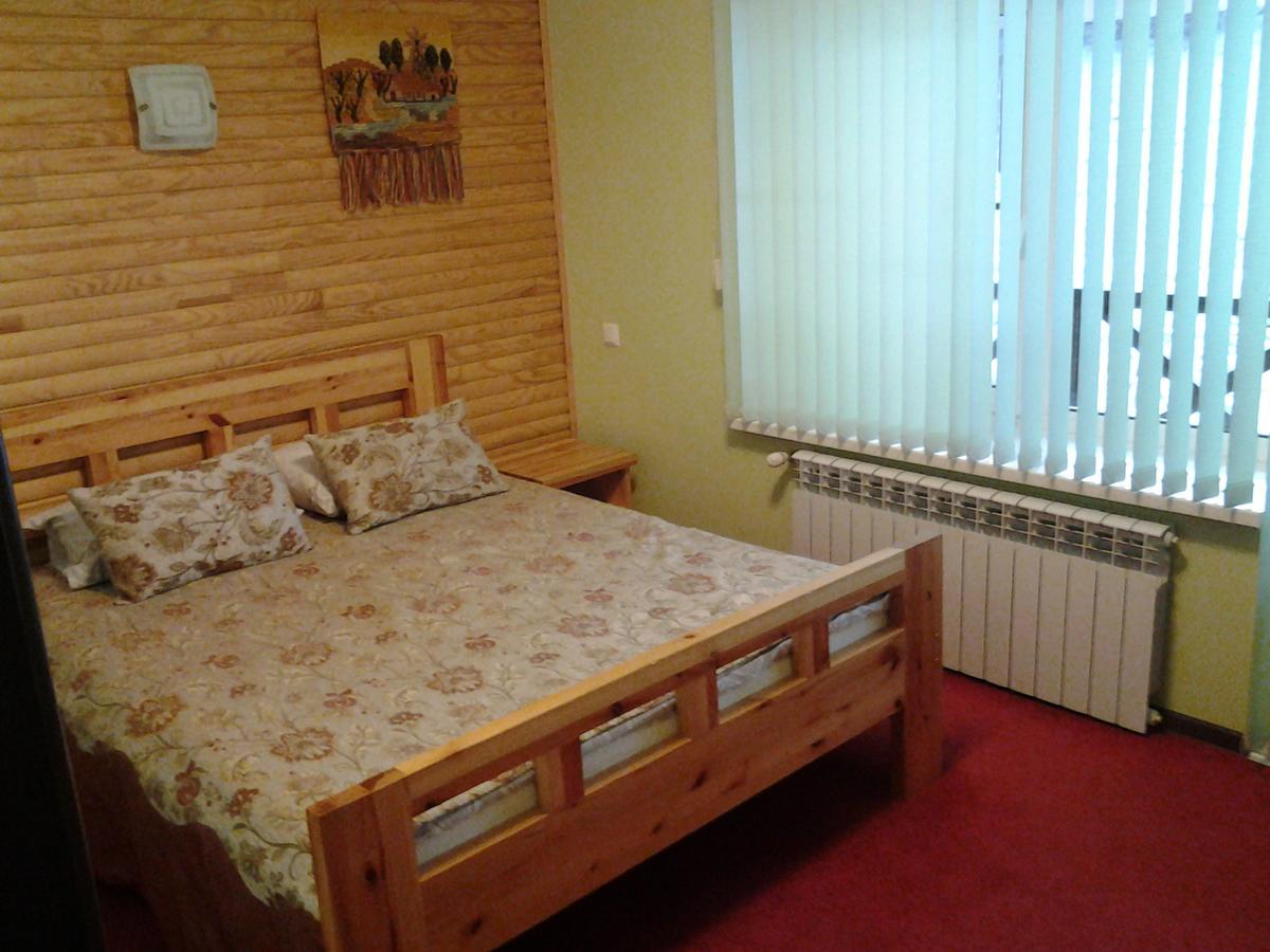 Usadba Kurkulya Hotel Mahiljow Buitenkant foto