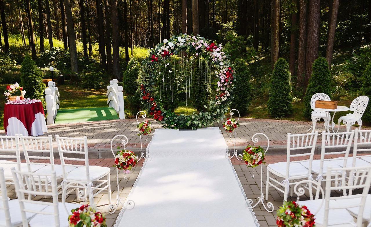 Usadba Kurkulya Hotel Mahiljow Buitenkant foto